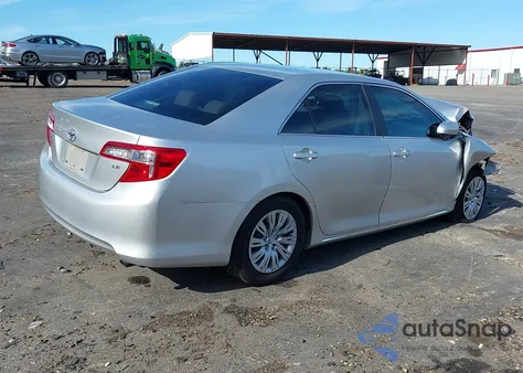 2012 Toyota Camry Le z USA, uszkodzony, nr VIN 4T1BF1FK1CU123983